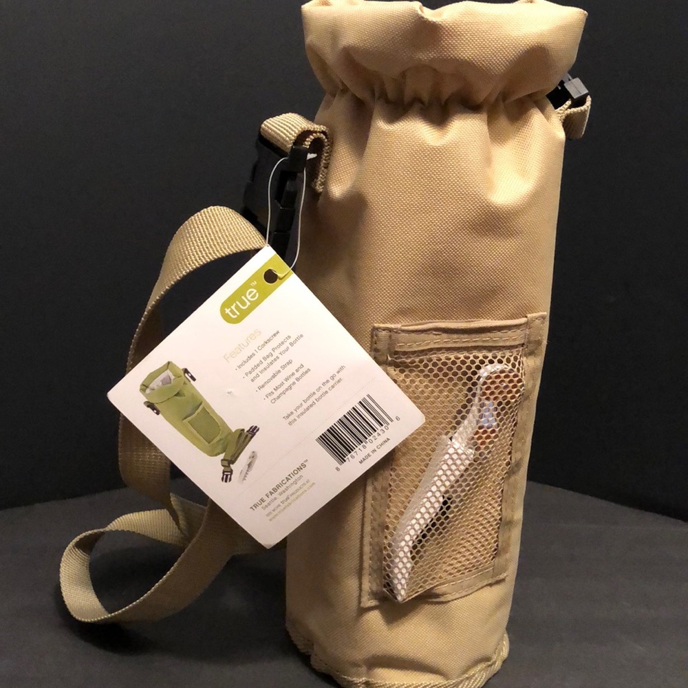 NWT True Getaway Gear Grab and Go Bottle Carrier